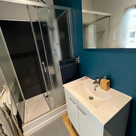 Capsule Nature & Photos - Jacuzzi - Netflix & Cinema - Ps5 & Jeu Apartment