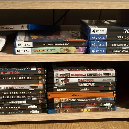 Capsule Nature & Photos - Jacuzzi - Netflix & Cinema - Ps5 & Jeu Thun-Saint-Martin