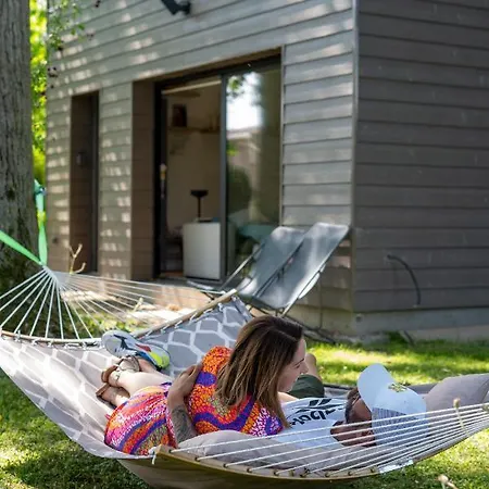 Capsule Nature & Photos - Jacuzzi - Netflix & Cinema - Ps5 & Jeu Apartman *